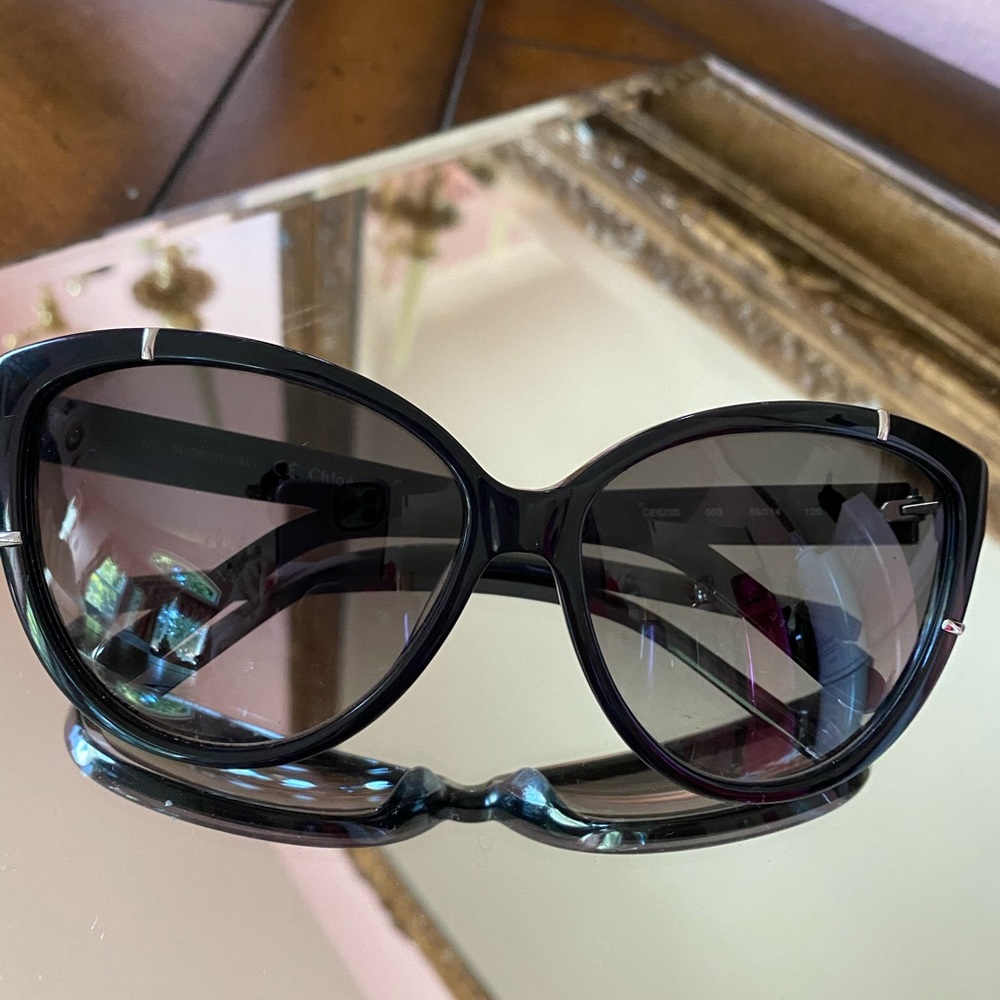 Chloe sunglasses. Used but in great condition